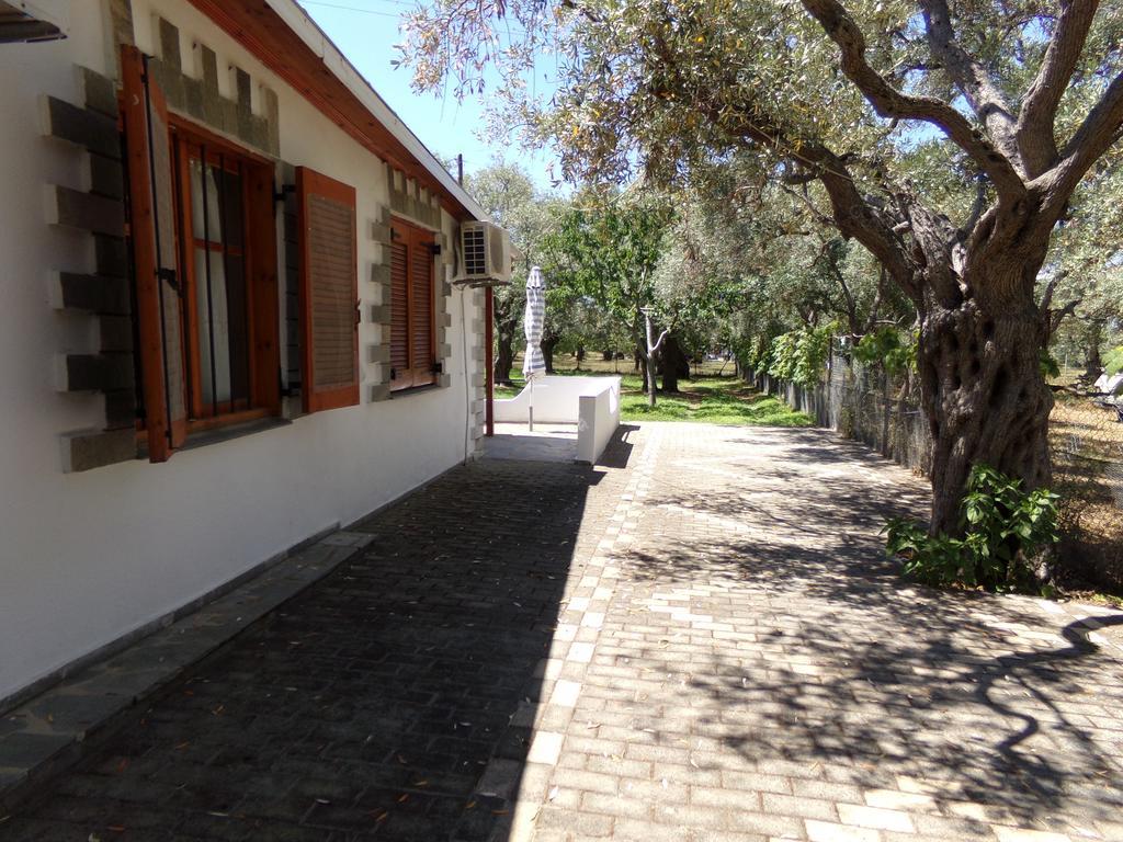 Villa Karapataki Skala Rachoni  Esterno foto