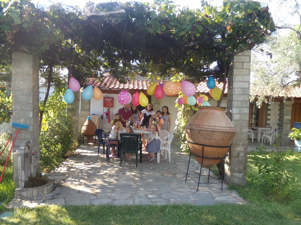 Villa Karapataki Skala Rachoni  Esterno foto