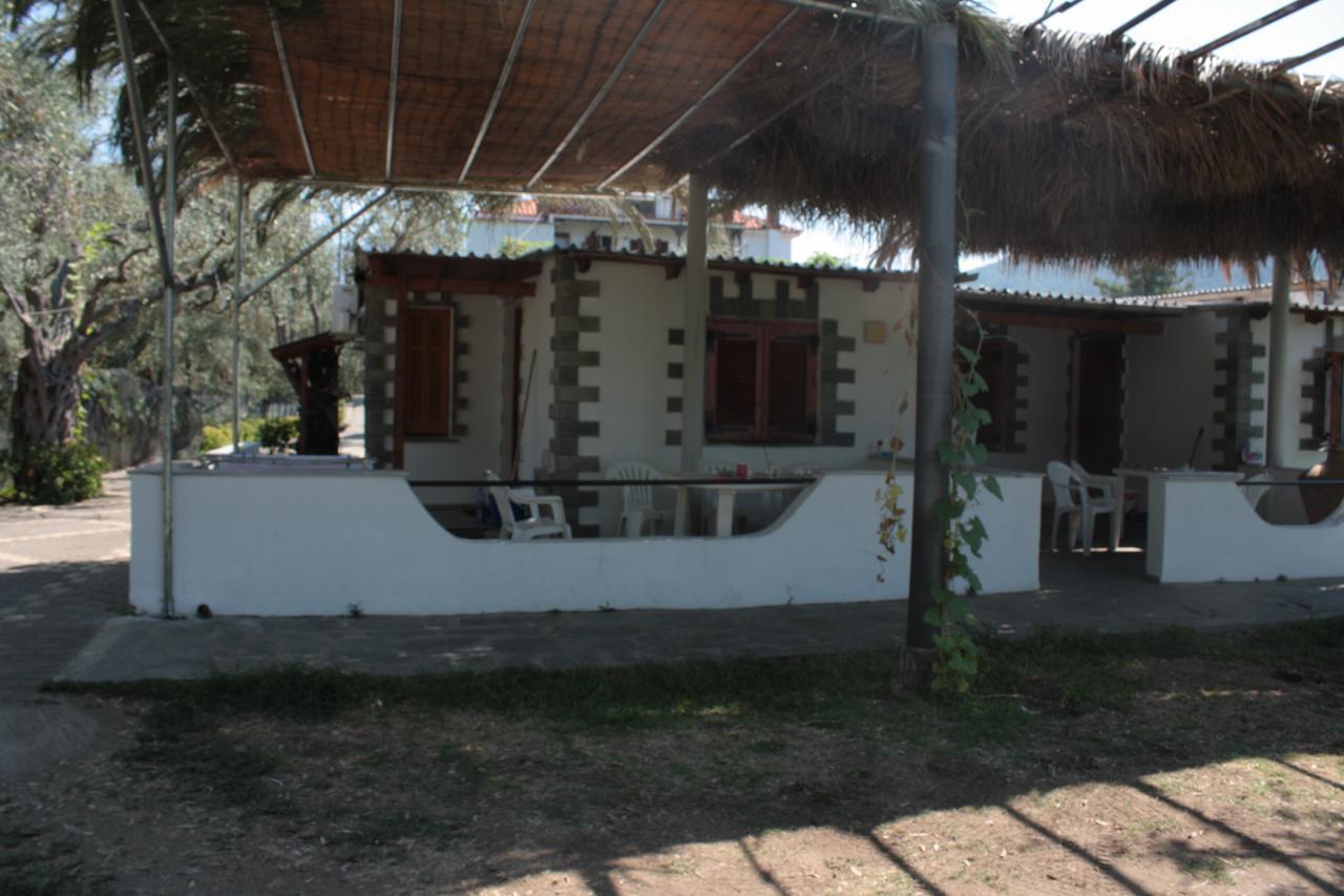 Villa Karapataki Skala Rachoni  Esterno foto