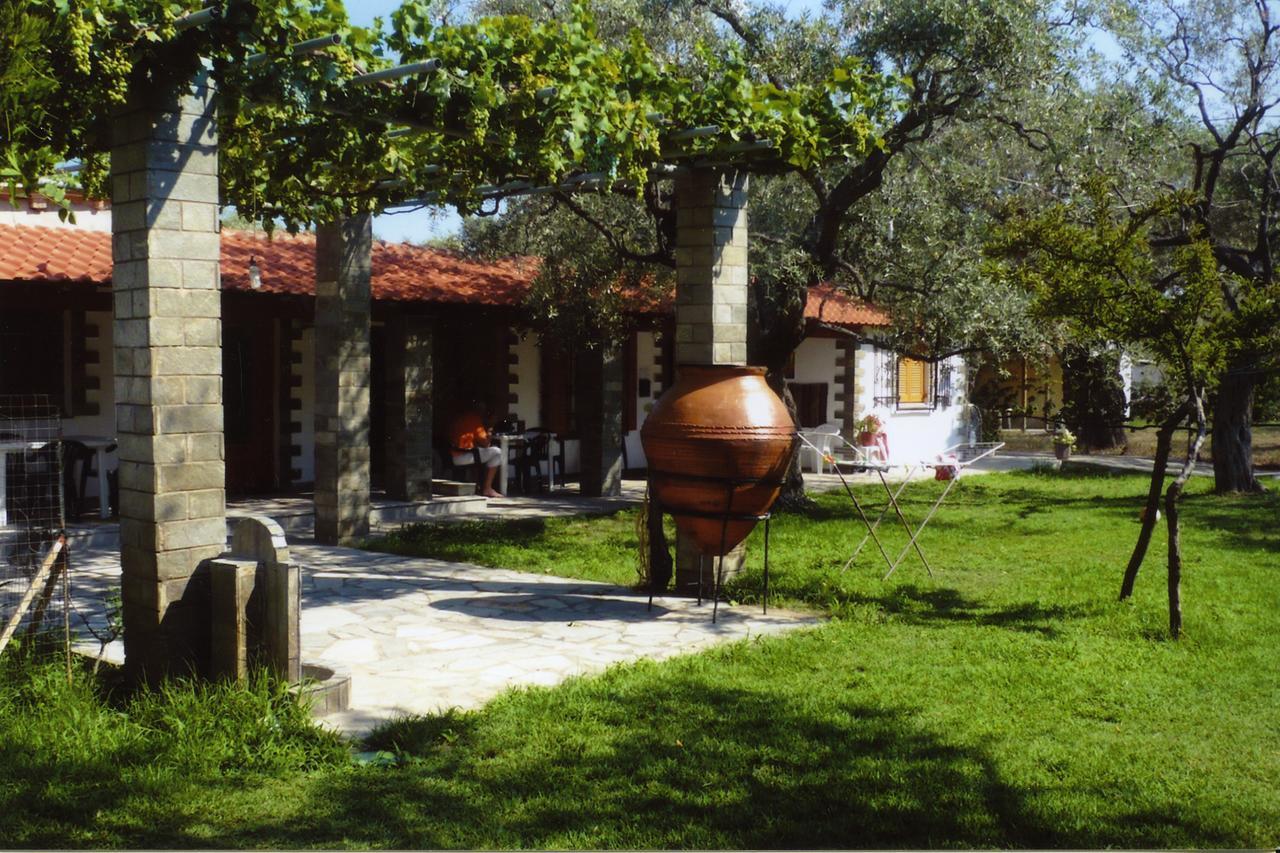 Villa Karapataki Skala Rachoni  Esterno foto